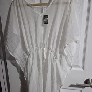 *two Flaws* West Loop White Batwing Sleeve Swim Coverup